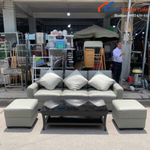 Bộ Sofa Cũ 2M2x90CM Màu Xám Kèm Đôn Và Bàn Trà Đen
