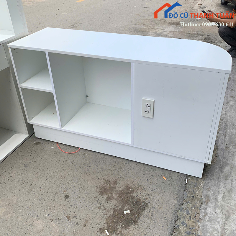 don-quay-le-tan-cu-1m35x75cm-mau-trang-thiet-ke-hien-dai-3 Đôn Quầy Lễ Tân Cũ 1M35x75CM Màu Trắng Thiết Kế Hiện Đại