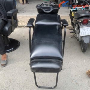 Giường Gội Đầu Cũ Có Vòi Nước Và Bồn Rửa