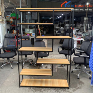 Kệ Trưng Bày Cũ 1M2x2M Khung Sắt Mặt Gỗ