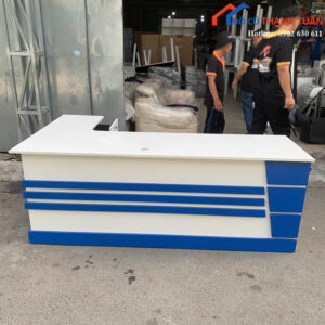 Quầy Lễ Tân Cũ 2M Màu Trắng Phối Xanh Dương