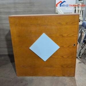 Quầy Lễ Tân Cũ Thiết Kế Có Hộc Kéo Tiện Dụng