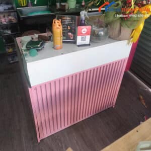 Quầy Thu Ngân Cũ Màu Hồng Trắng Thiết Kế Nan Dọc