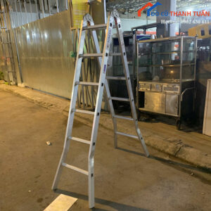 Thang Nhôm Chữ A Cũ Dáng Gấp Gọn Dễ Sử Dụng
