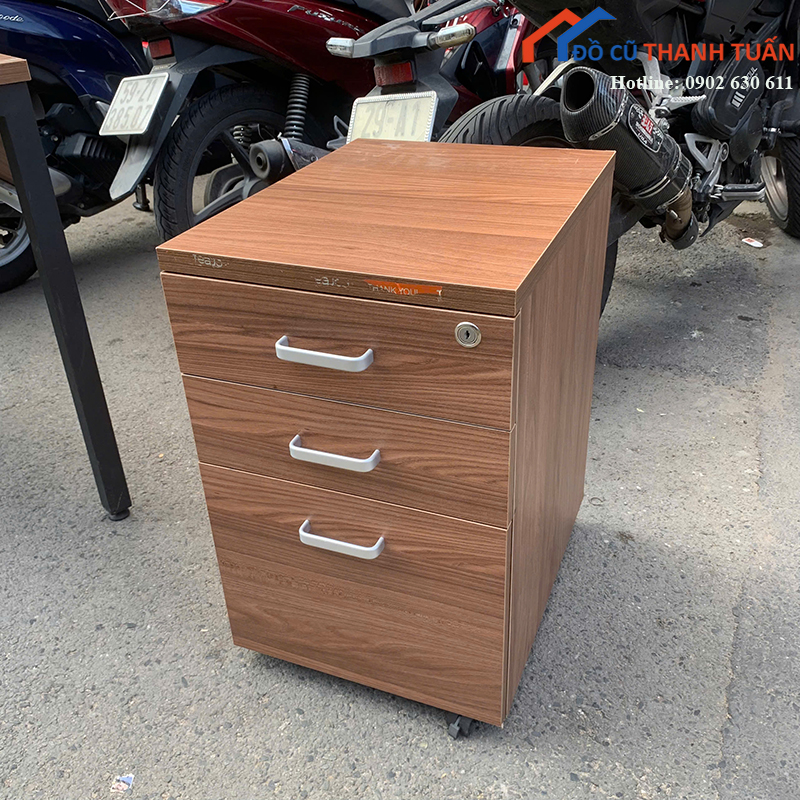 tu-ho-so-cu-ba-ngan-keo-mau-van-go-2 Tủ Hồ Sơ Cũ Ba Ngăn Kéo Màu Vân Gỗ