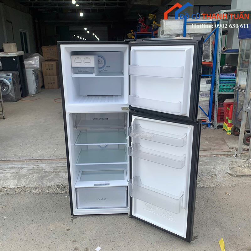 tu-lanh-aqua-cu-249l-mau-den-hai-canh-3 Tủ Lạnh Aqua Cũ 249L Màu Đen Hai Cánh