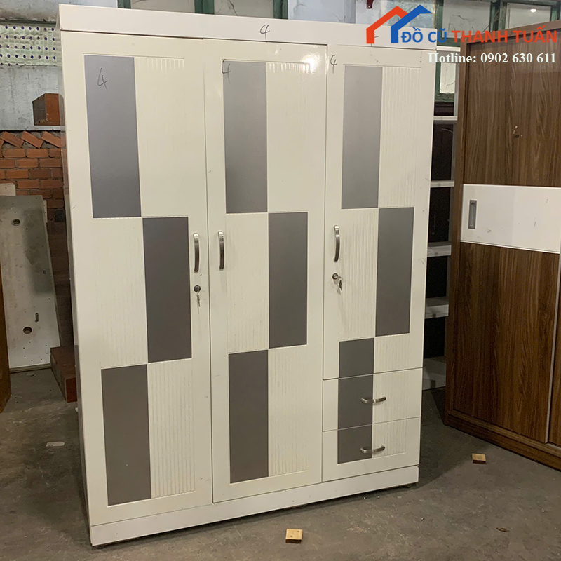 tu-quan-ao-cu-1m4-ba-canh-phoi-trang-xam-1 Tủ Quần Áo Cũ 1M4 Ba Cánh Phối Trắng Xám
