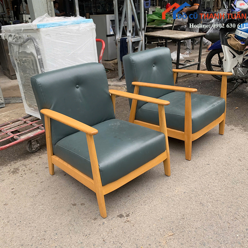z7881513829931_f02dbd0e213212c7b74cc18fec561b5b-copy Ghế Sofa Đơn Cũ Tay Gỗ Bọc Da Giá Rẻ