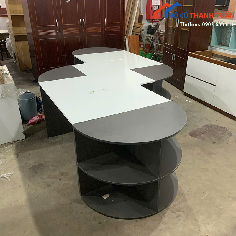 ban-lam-viec-cu-3m5-kieu-dang-hien-dai-4 Bàn Làm Việc Cũ 3M5 Kiểu Dáng Hiện Đại