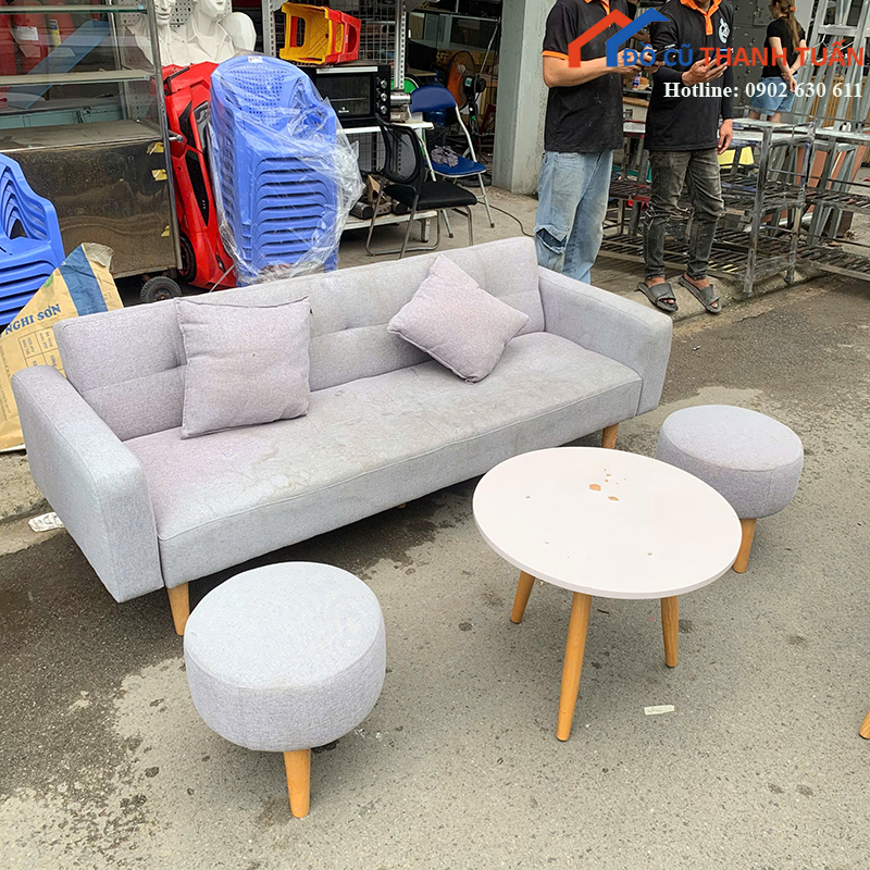 bo-sofa-bang-cu-mau-xam-kem-ban-tra (3)