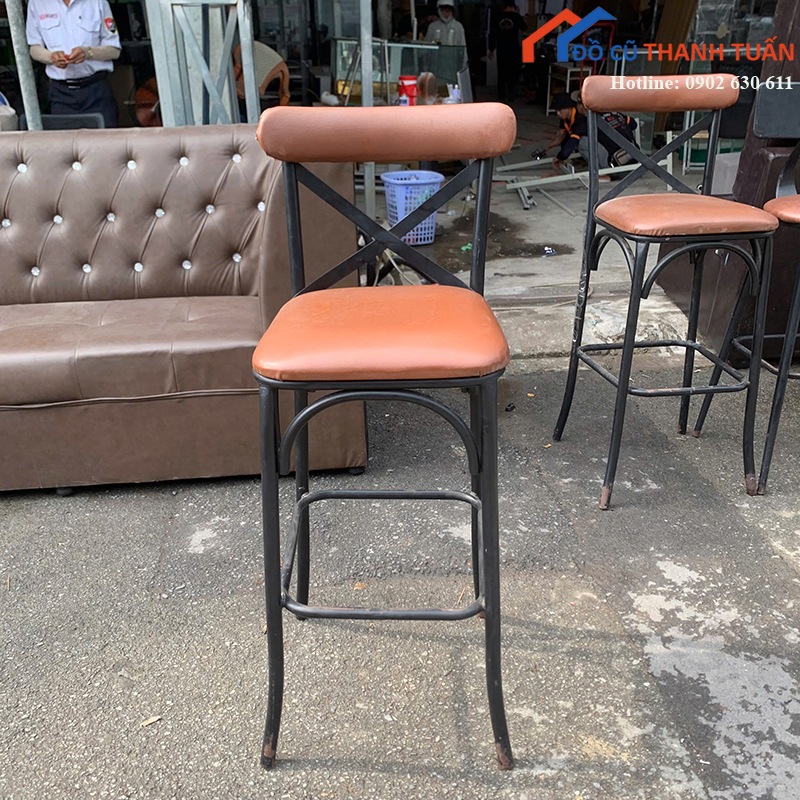 ghe-bar-cu-khung-sat-den-gia-thanh-ly-tot-1 Ghế Bar Cũ Khung Sắt Đen Giá Thanh Lý Tốt