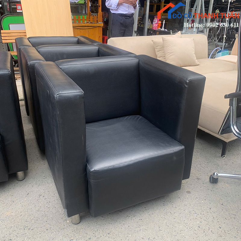 ghe-sofa-don-cu-boc-da-mau-den-hien-dai-2 Ghế Sofa Đơn Cũ Bọc Da Màu Đen Hiện Đại