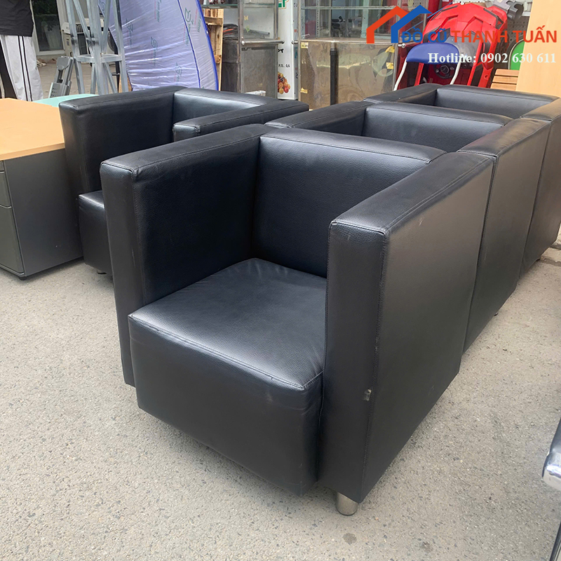 ghe-sofa-don-cu-boc-da-mau-den-hien-dai (3)
