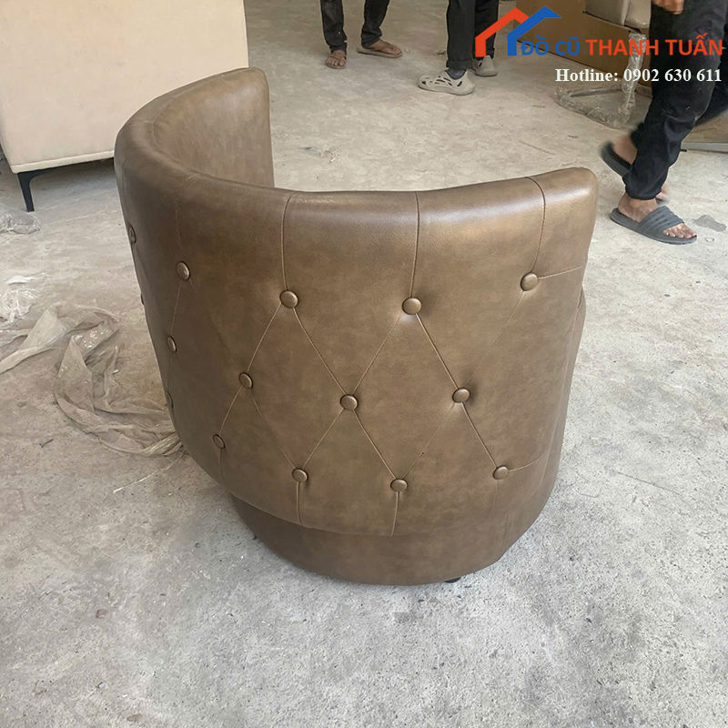 ghe-sofa-don-cu-mau-nau-phong-cach-hien-dai-2 Ghế Sofa Đơn Cũ Màu Nâu Phong Cách Hiện Đại