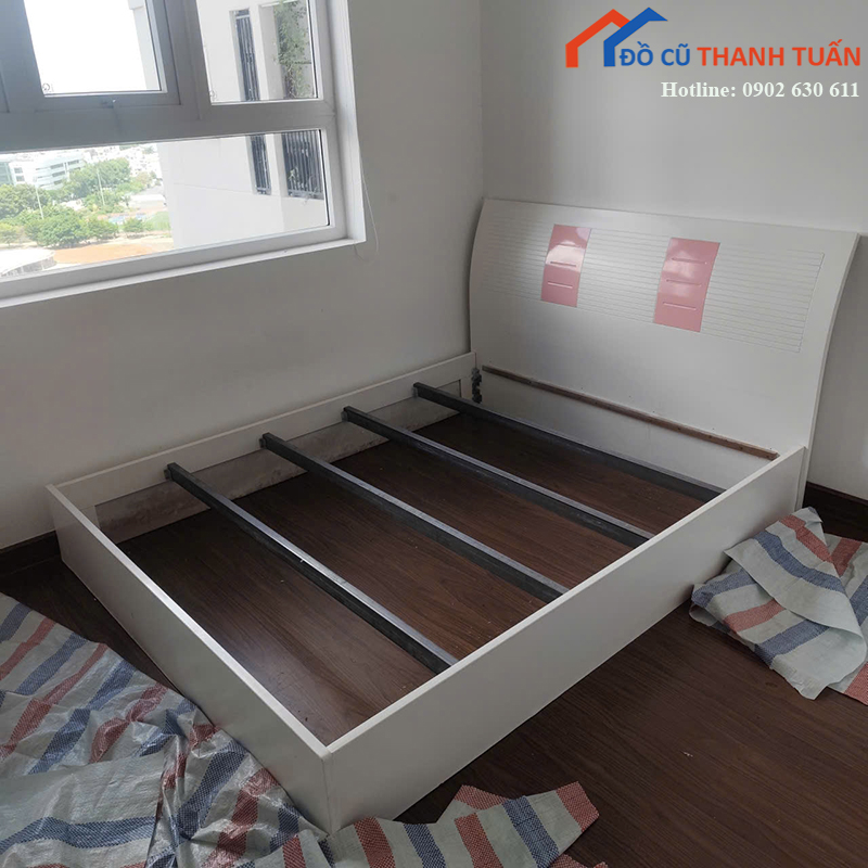 giuong-ngu-cu-1m6-dau-giuong-bo-cong-thanh-lich-2 Giường Ngủ Cũ 1M6 Đầu Giường Bo Cong Thanh Lịch