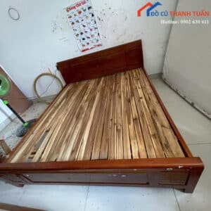 Giường Ngủ Gỗ Cũ 1M8 Màu Cánh Gián Bền Đẹp