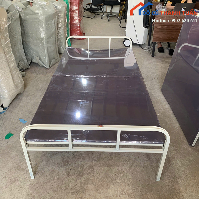 giuong-sat-gap-cu-gon-nhe-phu-hop-phong-tro-2 Giường Sắt Gấp Cũ Gọn Nhẹ Phù Hợp Phòng Trọ