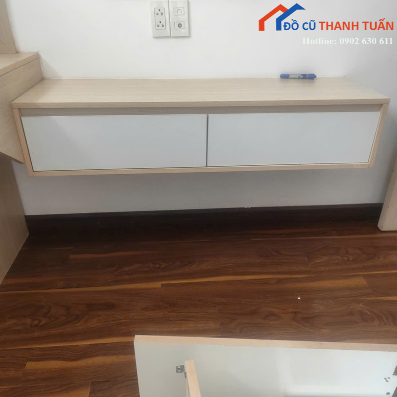 ke-tivi-treo-tuong-cu-mau-go-sang Kệ Tivi Treo Tường Cũ Màu Gỗ Sáng