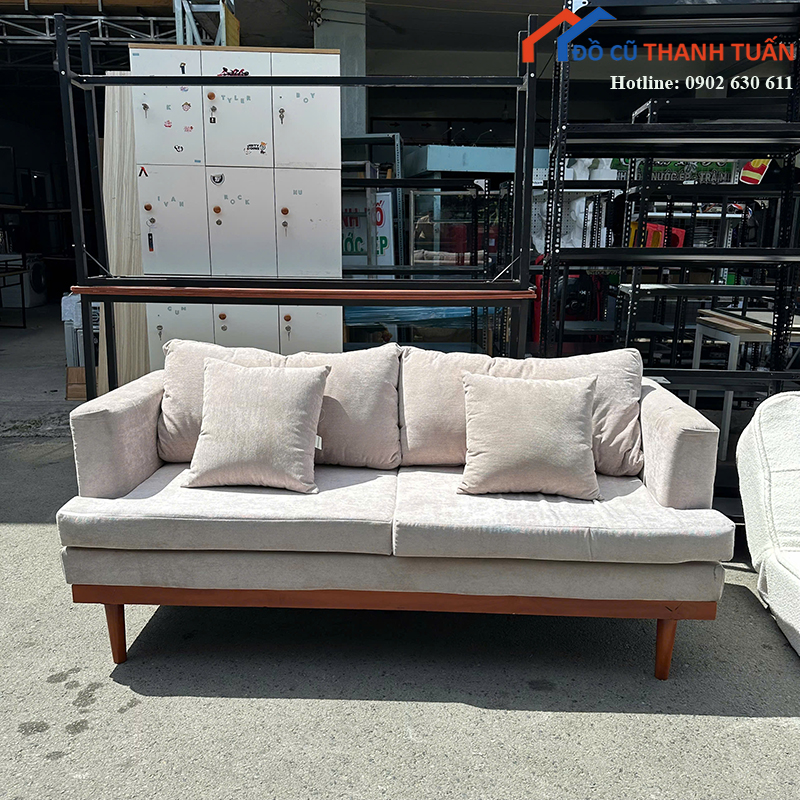 sofa-bang-dai-cu-1m8-boc-vai-ni-kem-goi-tua-hien-dai (3)