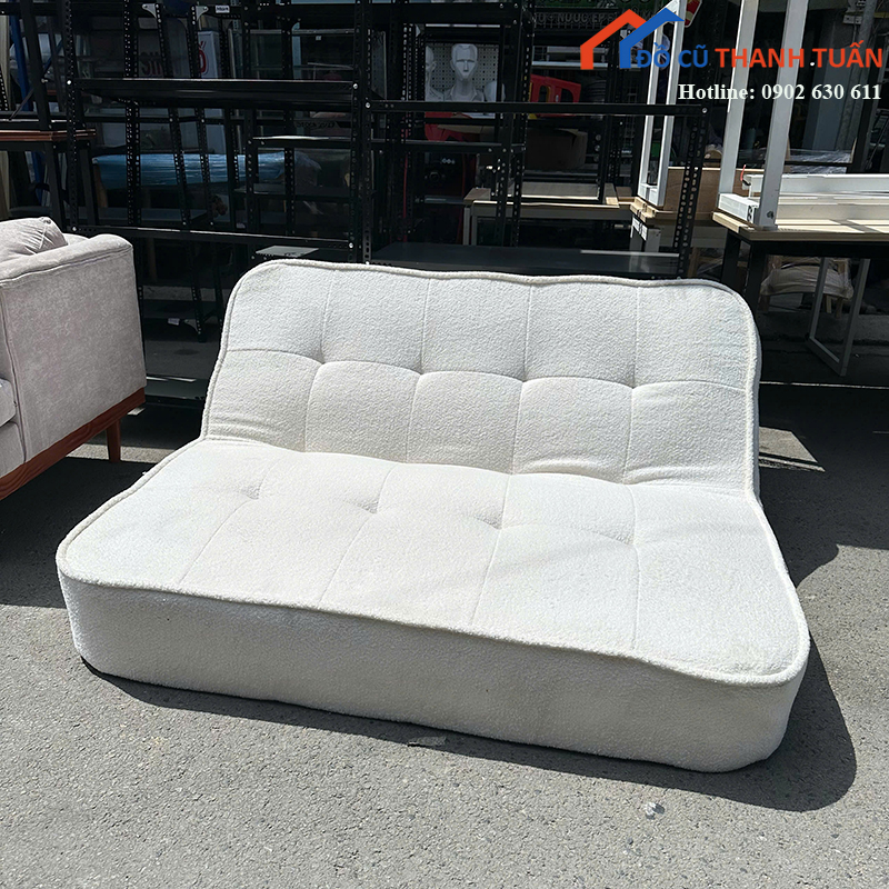 sofa-bed-cu-1m5-boc-vai-ni-mau-trang-hien-dai (3)