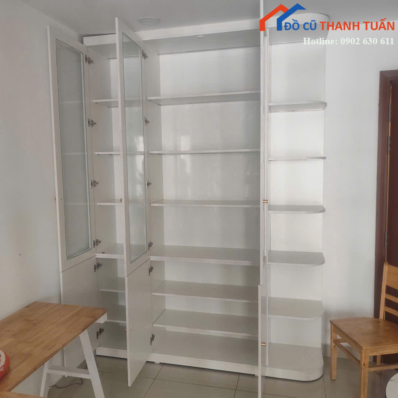 tu-ke-trung-bay-cu-mau-trang-nhieu-ngan-2 Tủ Kệ Trưng Bày Cũ Màu Trắng Nhiều Ngăn