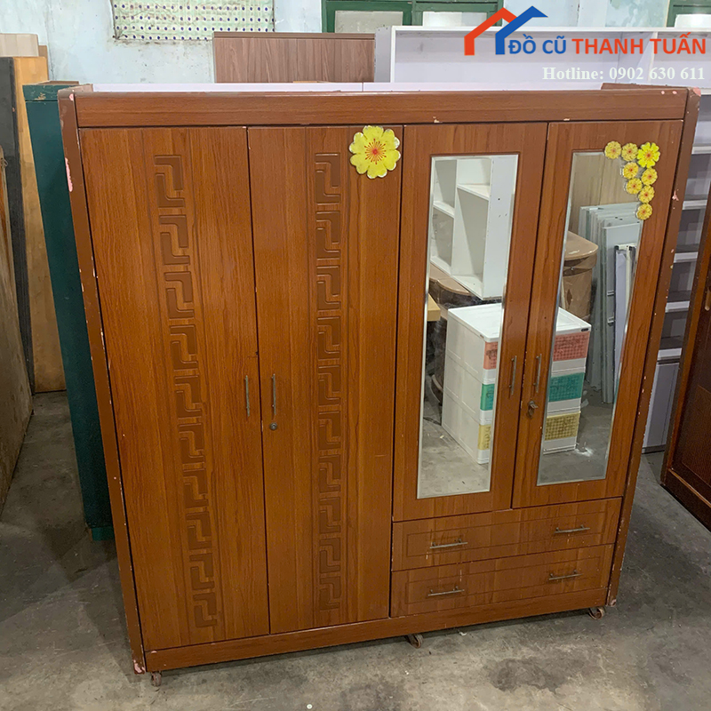 tu-quan-ao-cu-1m8-4-canh-mau-go-dep-gia-re (4)