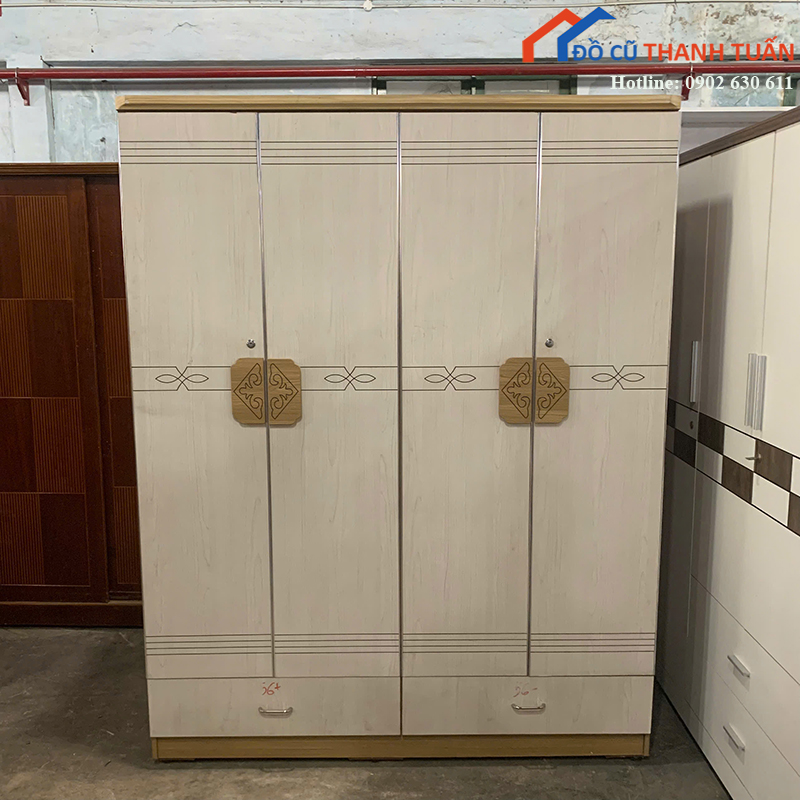 tu-quan-ao-cu-4-canh-nhieu-ngan-ke-va-thanh-treo-1 Tủ Quần Áo Cũ 4 Cánh Nhiều Ngăn Kệ Và Thanh Treo