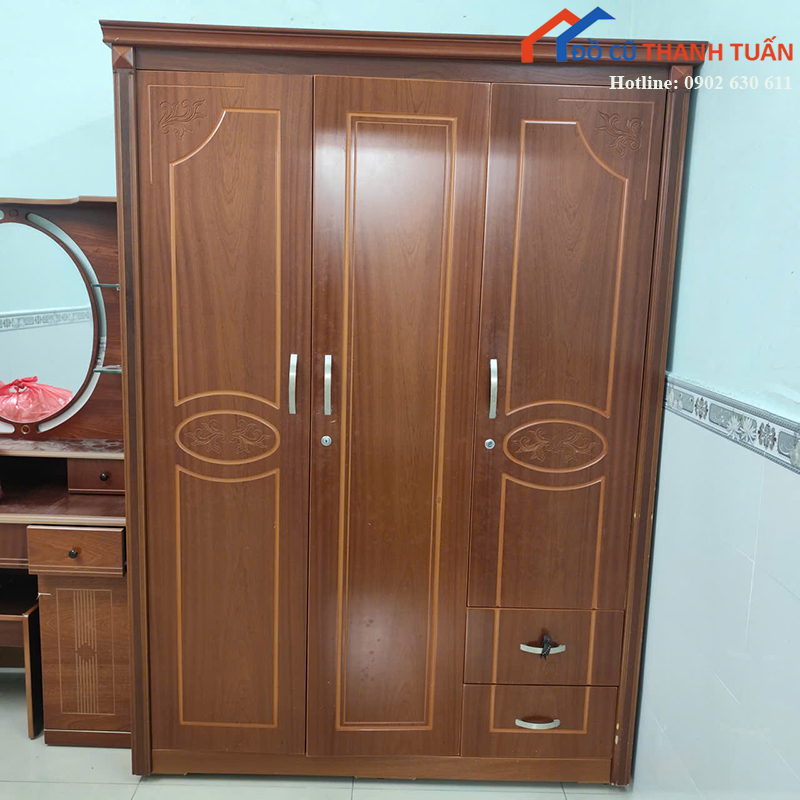 tu-quan-ao-go-cu-1m4x2m-thiet-ke-sang-trong-1 Tủ Quần Áo Gỗ Cũ 1M4x2M Thiết Kế Sang Trọng