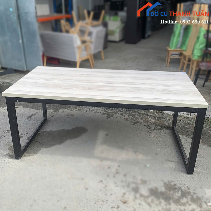 Bàn Họp Chân Sắt 1m8 Cũ Mặt Gỗ Sáng