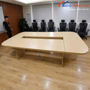 Bàn Họp Văn Phòng Cũ 3m Dáng Oval Rộng Rãi