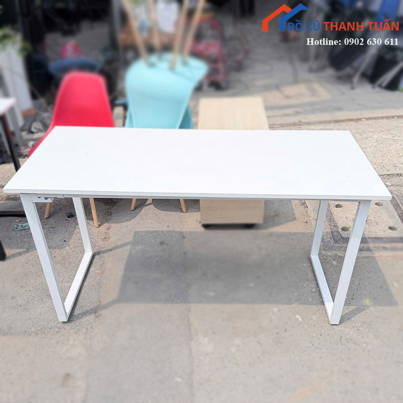 ban-lam-viec-1m4-cu-mat-go-khung-sat-den-1-1 Bàn Làm Việc 1m4 Cũ Mặt Gỗ Khung Sắt Đen