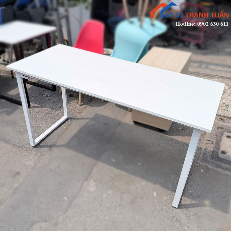 ban-lam-viec-1m4-cu-mat-go-khung-sat-den-3-1 Bàn Làm Việc 1m4 Cũ Mặt Gỗ Khung Sắt Đen