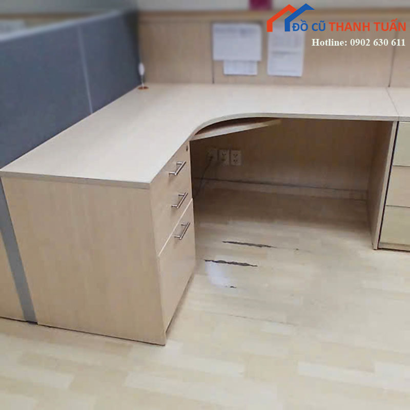 Bàn Làm Việc Góc Cũ 1m5 Kèm Tủ Hộc