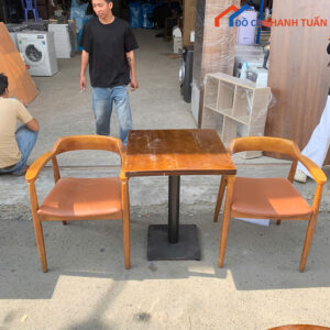 Bộ Bàn Cafe Cũ Kèm 2 Ghế Hiroshima Đệm Da Nâu