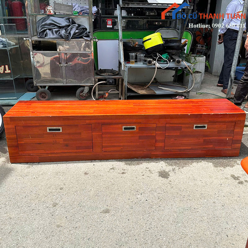 Kệ Tivi Gỗ Cũ Dáng Thấp 1m95 Màu Nâu Vân Gỗ