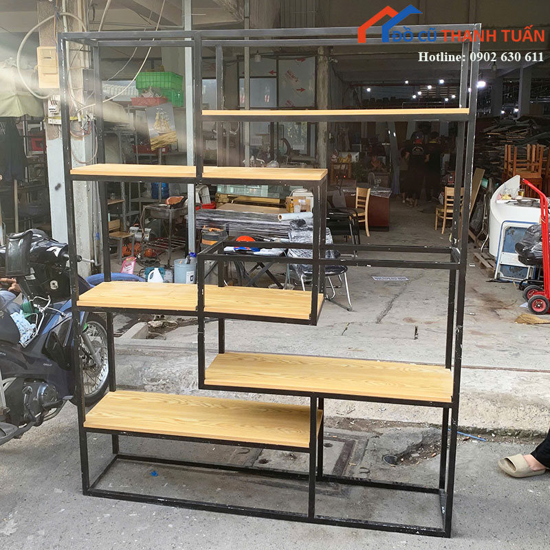 ke-trung-bay-cu-nhieu-o-ke-phoi-go-hien-dai-1 Kệ Trưng Bày Cũ Nhiều Ô Kệ Phối Gỗ Hiện Đại