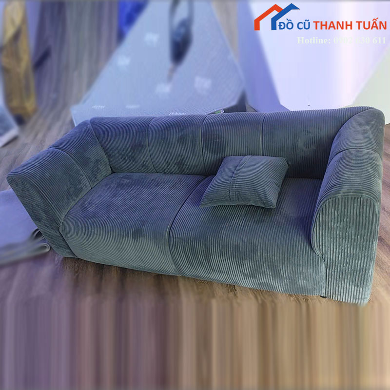 sofa-bang-boc-vai-cu-mau-xanh-reu Sofa Băng Bọc Vải Cũ Màu Xanh Rêu