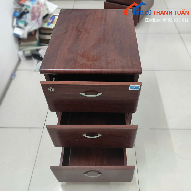 tu-cabin-3-ngan-keo-cu-mau-nau-co-khoa-1 Tủ Cabin 3 Ngăn Kéo Cũ Màu Nâu Có Khóa