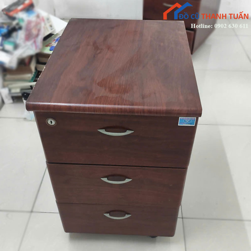 tu-cabin-3-ngan-keo-cu-mau-nau-co-khoa-2 Tủ Cabin 3 Ngăn Kéo Cũ Màu Nâu Có Khóa