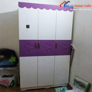 Tủ Quần Áo 3 Cánh Cũ Màu Trắng Tím