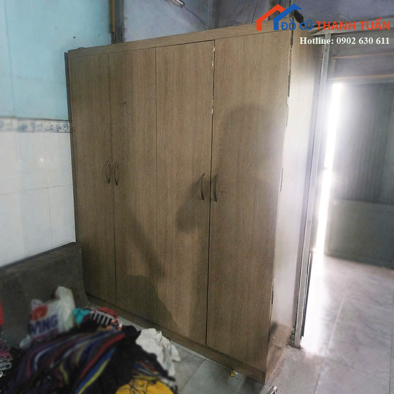 tu-quan-ao-4-canh-cu-1m6-co-2-khoang-treo-do-1 Tủ Quần Áo 4 Cánh Cũ 1m6 Có 2 Khoang Treo Đồ