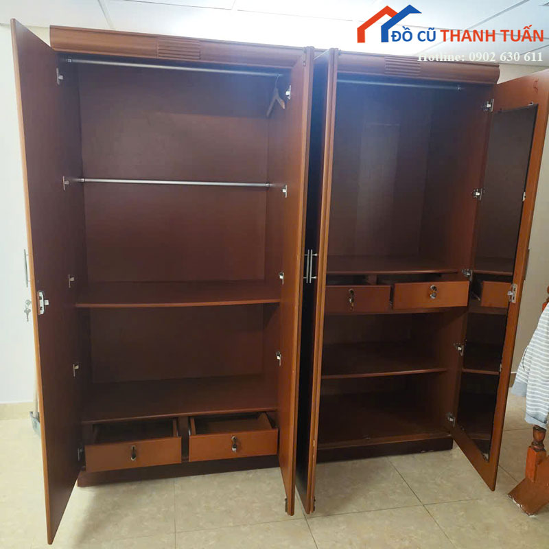 tu-quan-ao-4-canh-cu-mau-nau-gon-gang-3 Tủ Quần Áo 4 Cánh Cũ Màu Nâu Gọn Gàng