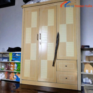 Tủ Quần Áo Cũ 3 Cánh Màu Vân Gỗ Sáng