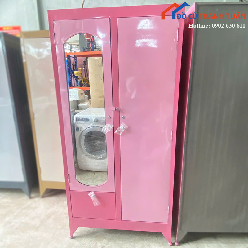 tu-quan-ao-sat-2-canh-co-guong-soi-kem-hoc-moi-99-1 Tủ Quần Áo Sắt 2 Cánh Có Gương Soi Kèm Hộc Mới 99%