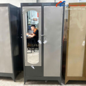 Tủ Quần Áo Sắt 2 Cánh Có Gương Soi Kèm Hộc Mới 99%