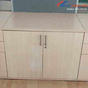 tu-tai-lieu-go-cu-2-canh-co-khoa-300x300 Thanh Lý Đồ Nội Thất Cũ - Chuyên Mua Bán Bàn Ghế Cũ Giá Tốt Nhất
