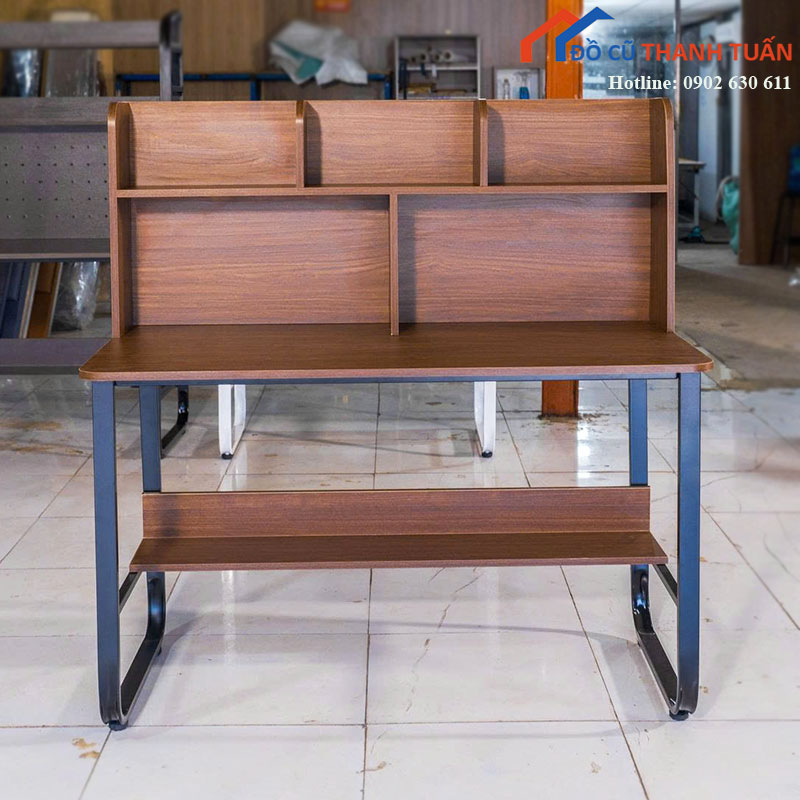 ban-hoc-sinh-lien-ke-moi-99-co-ke-de-do-phia-duoi-1 Bàn Học Sinh Liền Kệ Mới 99% Có Kệ Để Đồ Phía Dưới