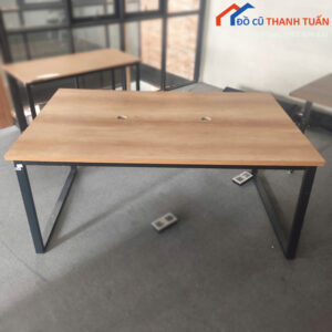 Bàn Làm Việc Chân Sắt Cũ 1m63 Mặt Gỗ