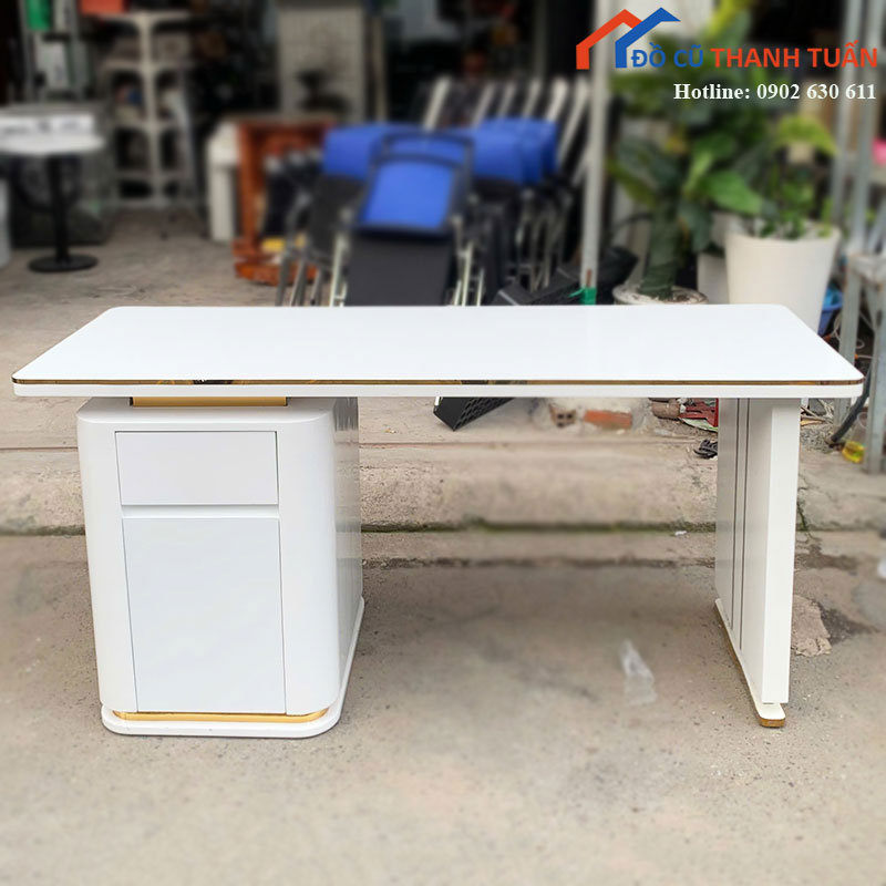 Bàn Làm Việc Cũ 1m6 Màu Trắng Có Hộc Tủ