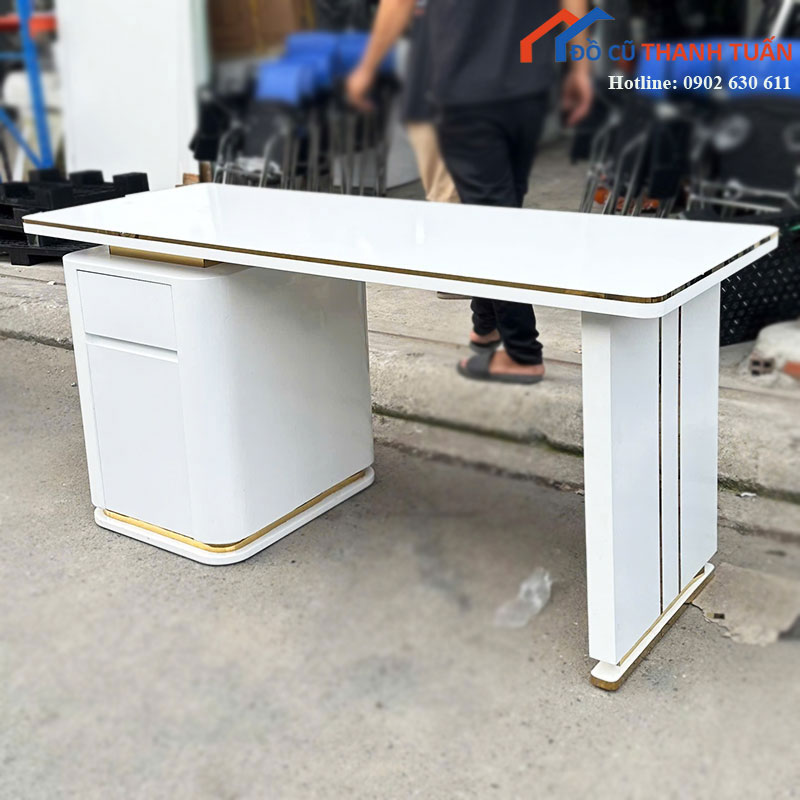 ban-lam-viec-cu-1m6-mau-trang-co-hoc-tu-3 Thanh Lý Đồ Nội Thất Cũ - Chuyên Mua Bán Bàn Ghế Cũ Giá Tốt Nhất